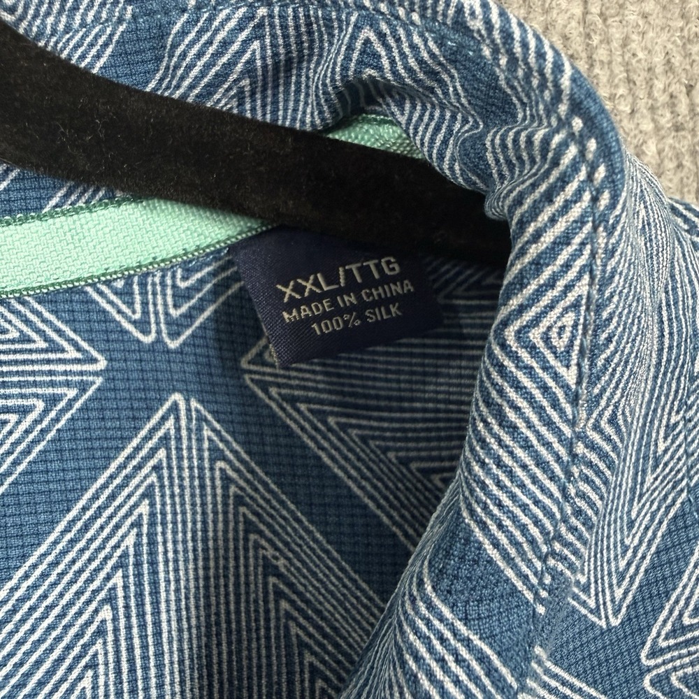 Tommy Bahama Men's XXL 100% Silk Hawaiian Camp Shirt Blue Geometric Print - Picture 4 of 7